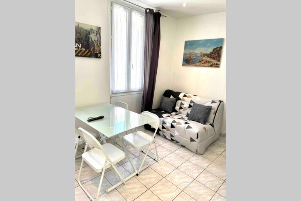 Bel Appartement - Hyper Centre - 2 Pieces Cannes Exterior photo